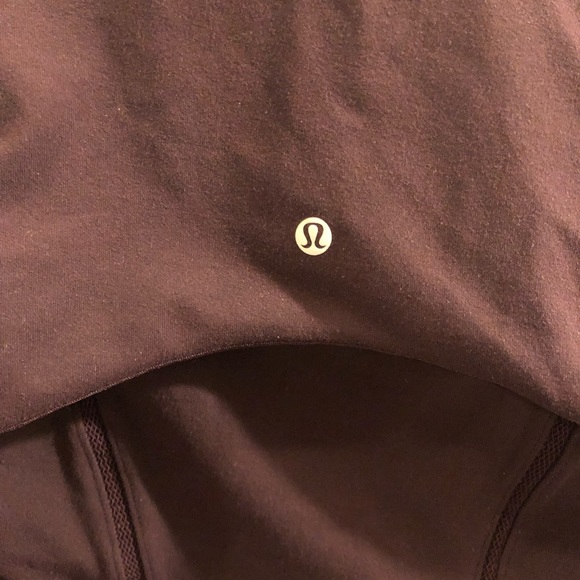 Lululemon Define Jacket Wing Mesh in Black Cherry - Picture 5 of 9